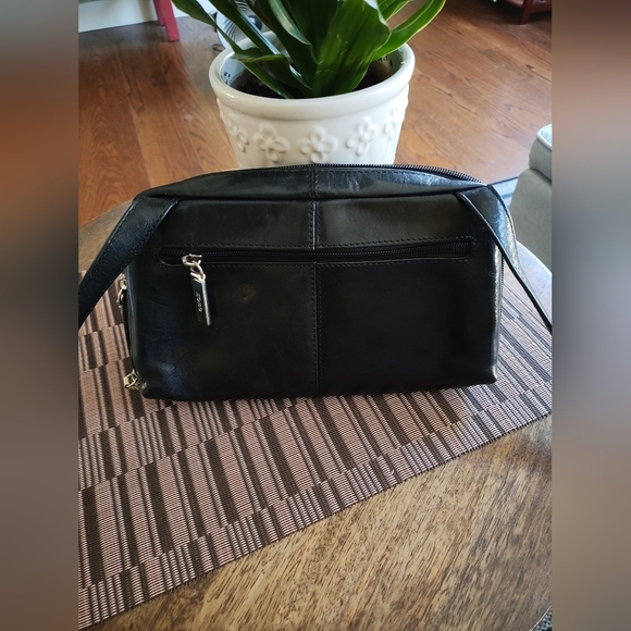Rare HOBO Black Leather Crossbody Bag - Picture 2 of 12